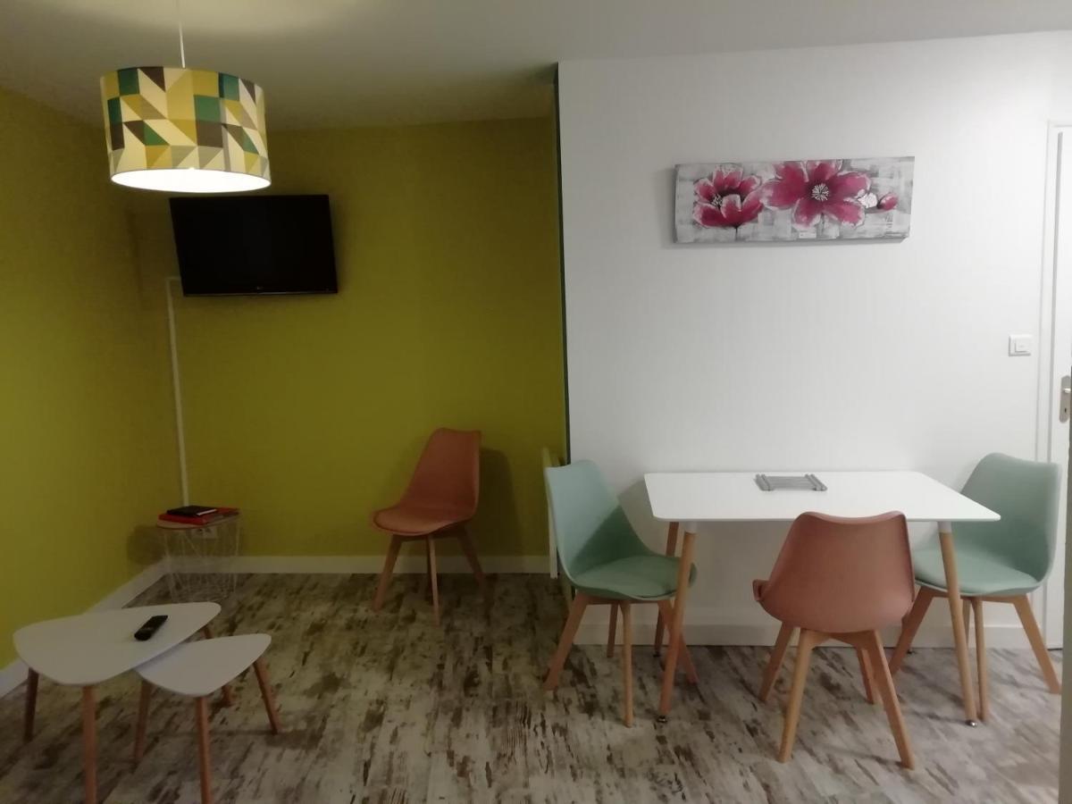 Joli Appartement, 1 Chambre, Au Coeur De Mouilleron St Germain Eksteriør billede